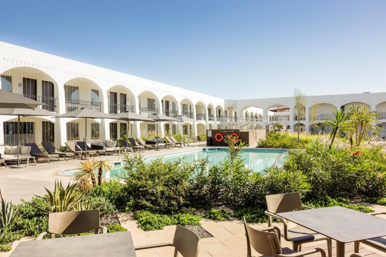 Gamma Ciudad Juarez Hotel Exterior photo The hotel's pool