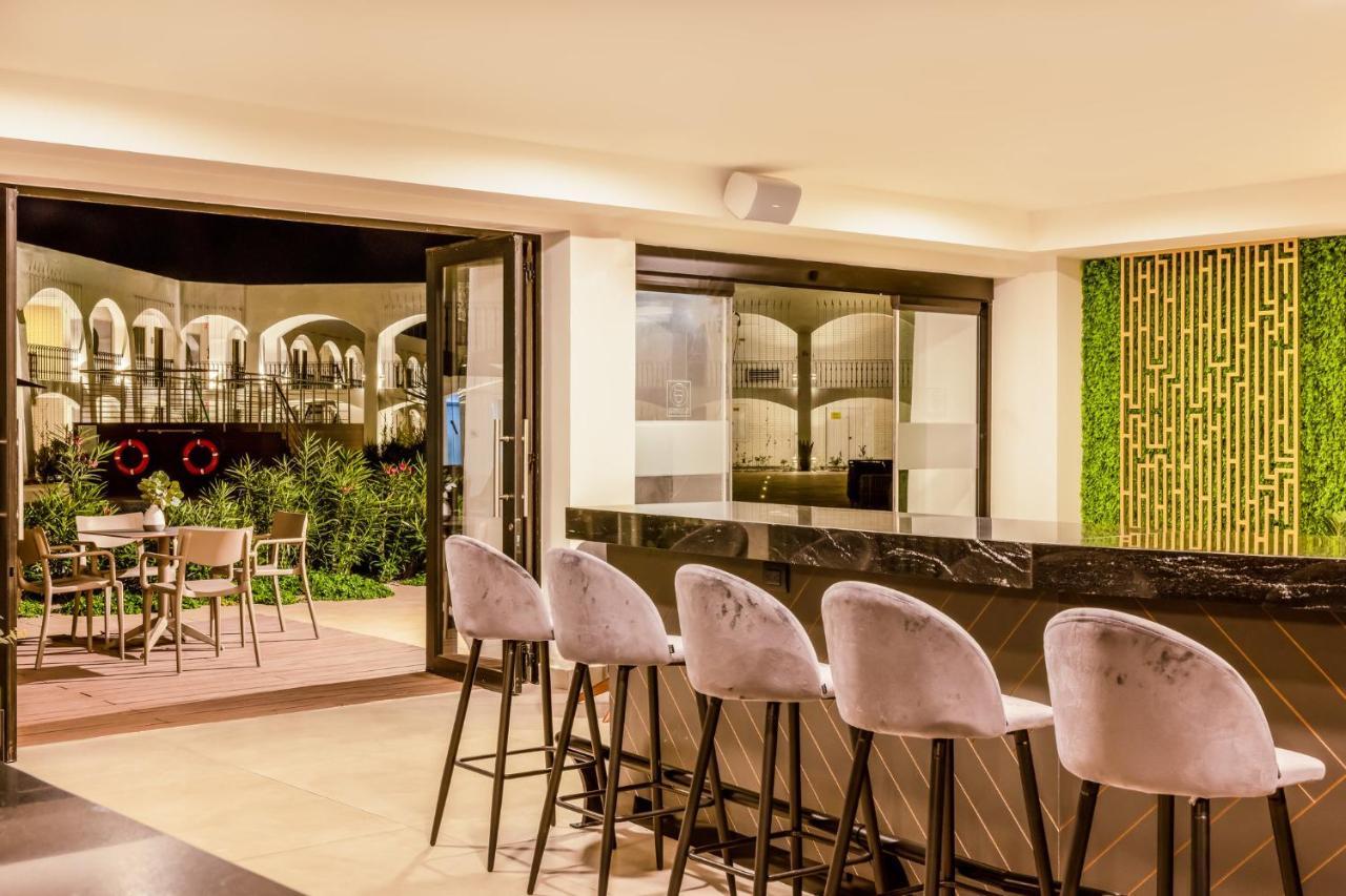 Gamma Ciudad Juarez Hotel Exterior photo The bar at the 10th floor