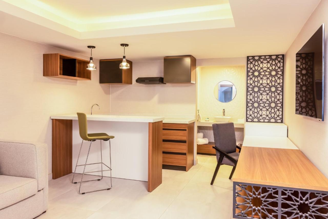 Gamma Ciudad Juarez Hotel Exterior photo A small kitchen