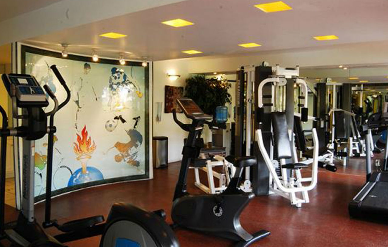 Gamma Ciudad Juarez Hotel Exterior photo A gym in a hotel
