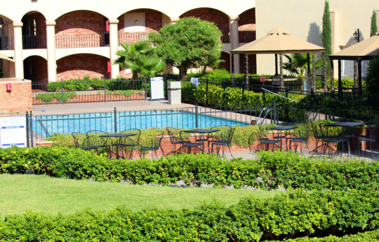 Gamma Ciudad Juarez Hotel Exterior photo The pool at the hotel
